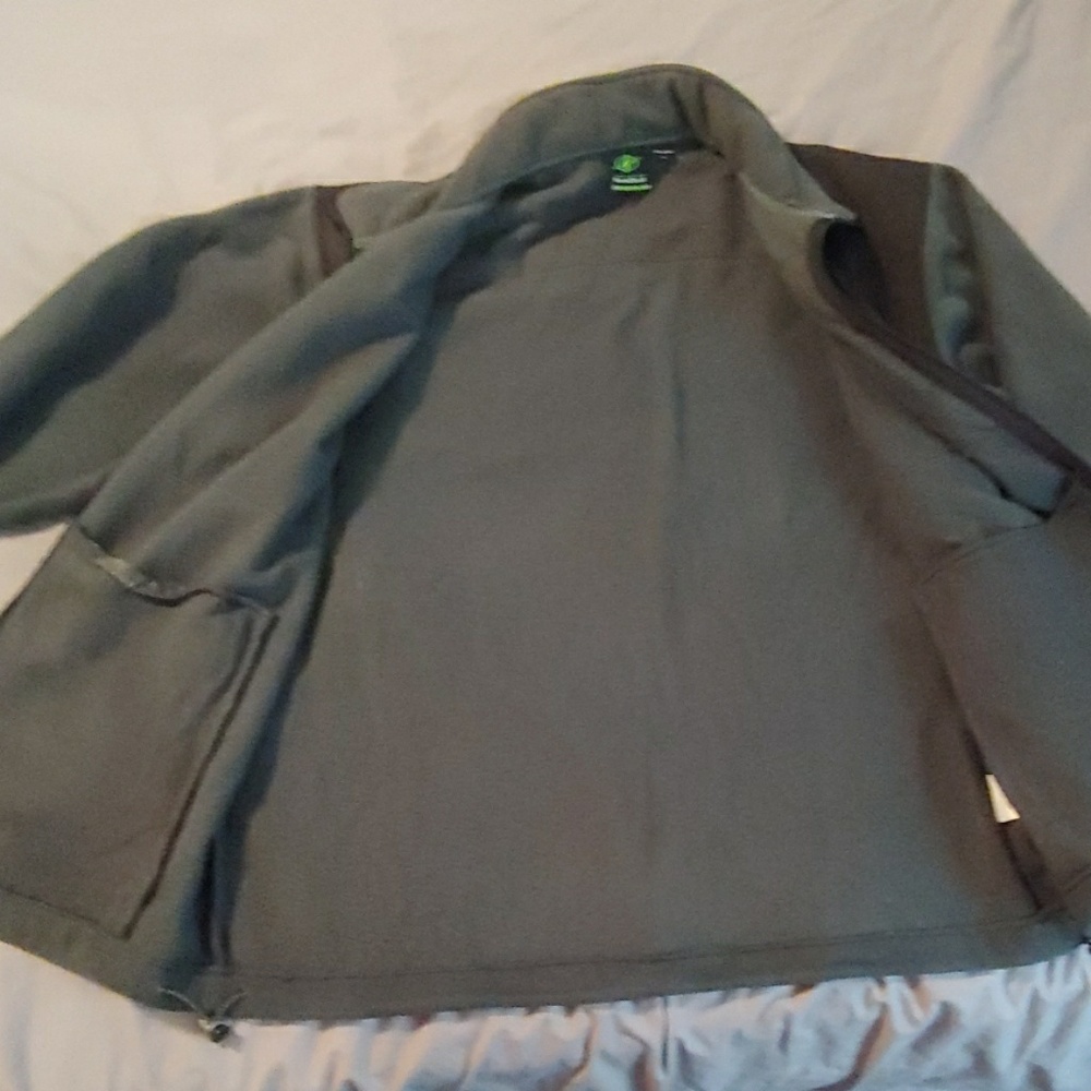 Jacket - Picture 3 of 4